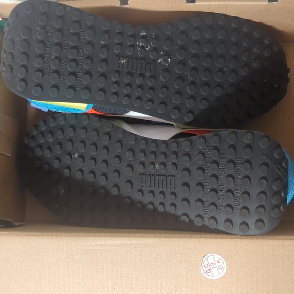 EUC PUMA Junior Future Rider Water Fight Jr. - Picture 3 of 5